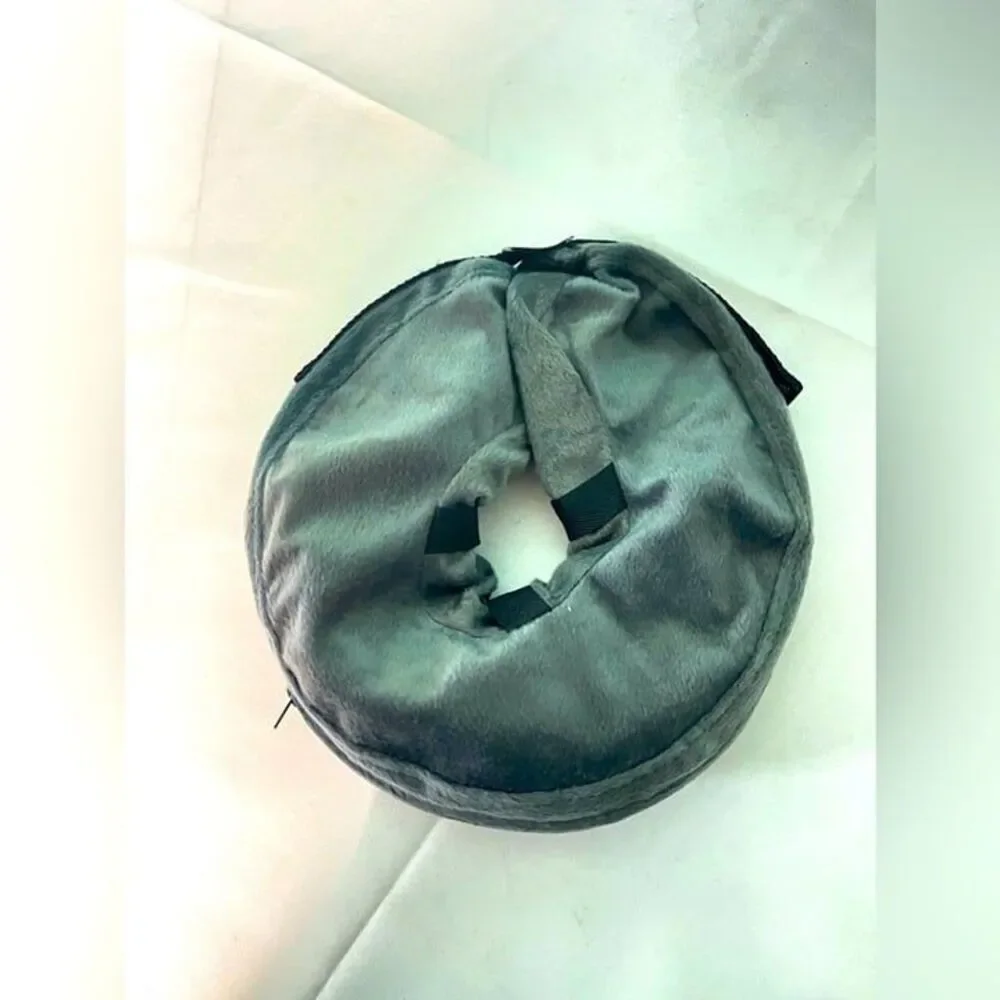 Medium Gray and pet recovery‎ inflatable collar